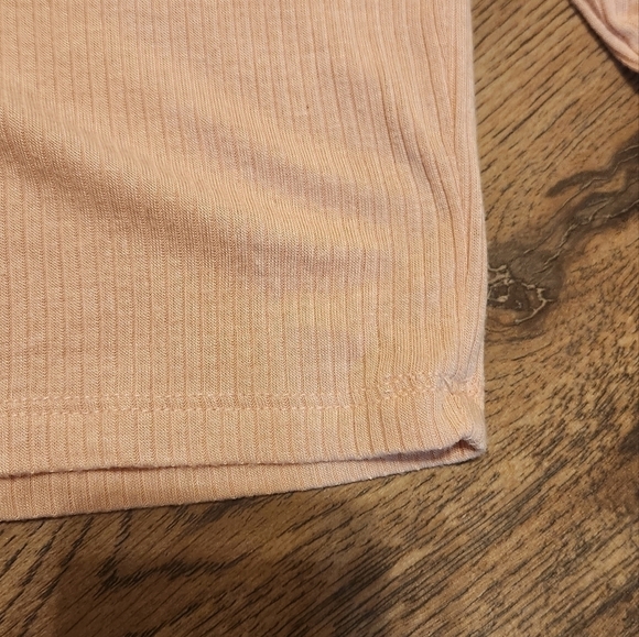 BCBGENERATION Crop Top - Picture 4 of 4